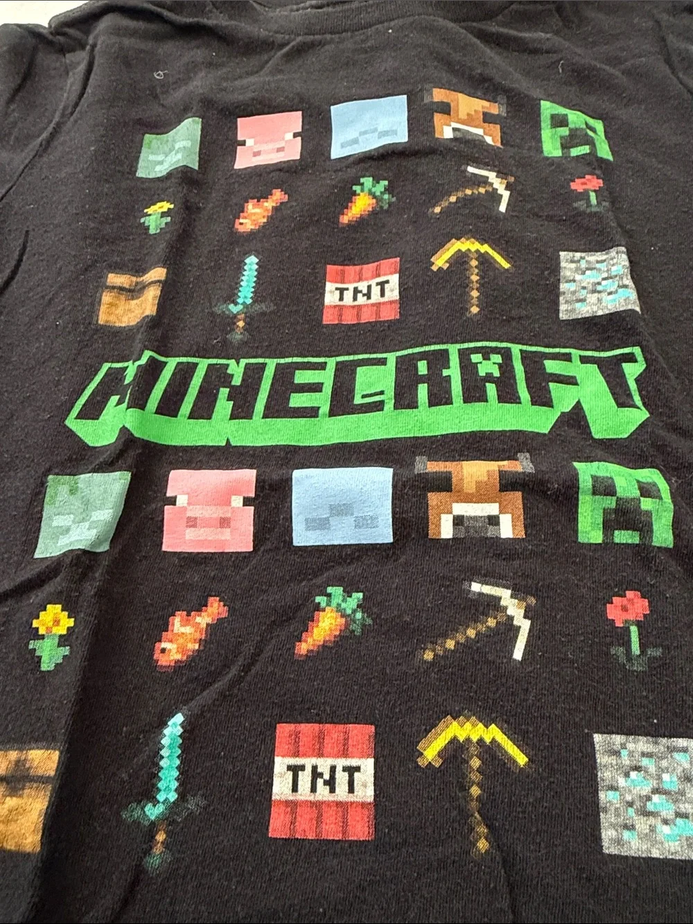 Kids Black Graphic Tee size 6/7